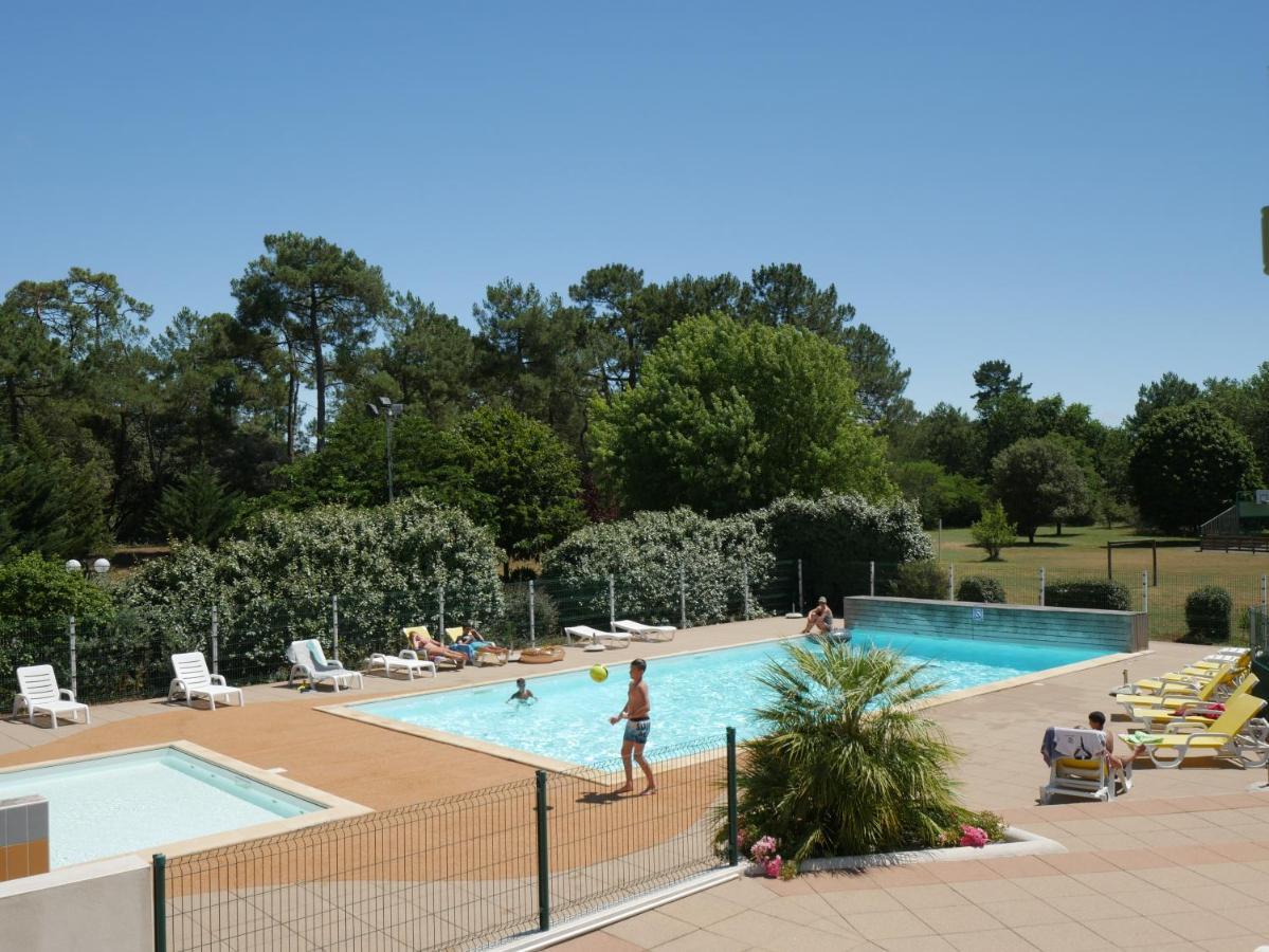 Hotel Ulvf Les Hibiscus Saint-Jean-de-Monts Exteriér fotografie